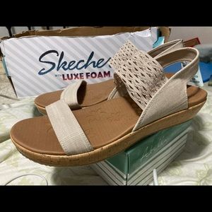 COPY - Brand New Skechers Luxe Foam Sandals comfo…